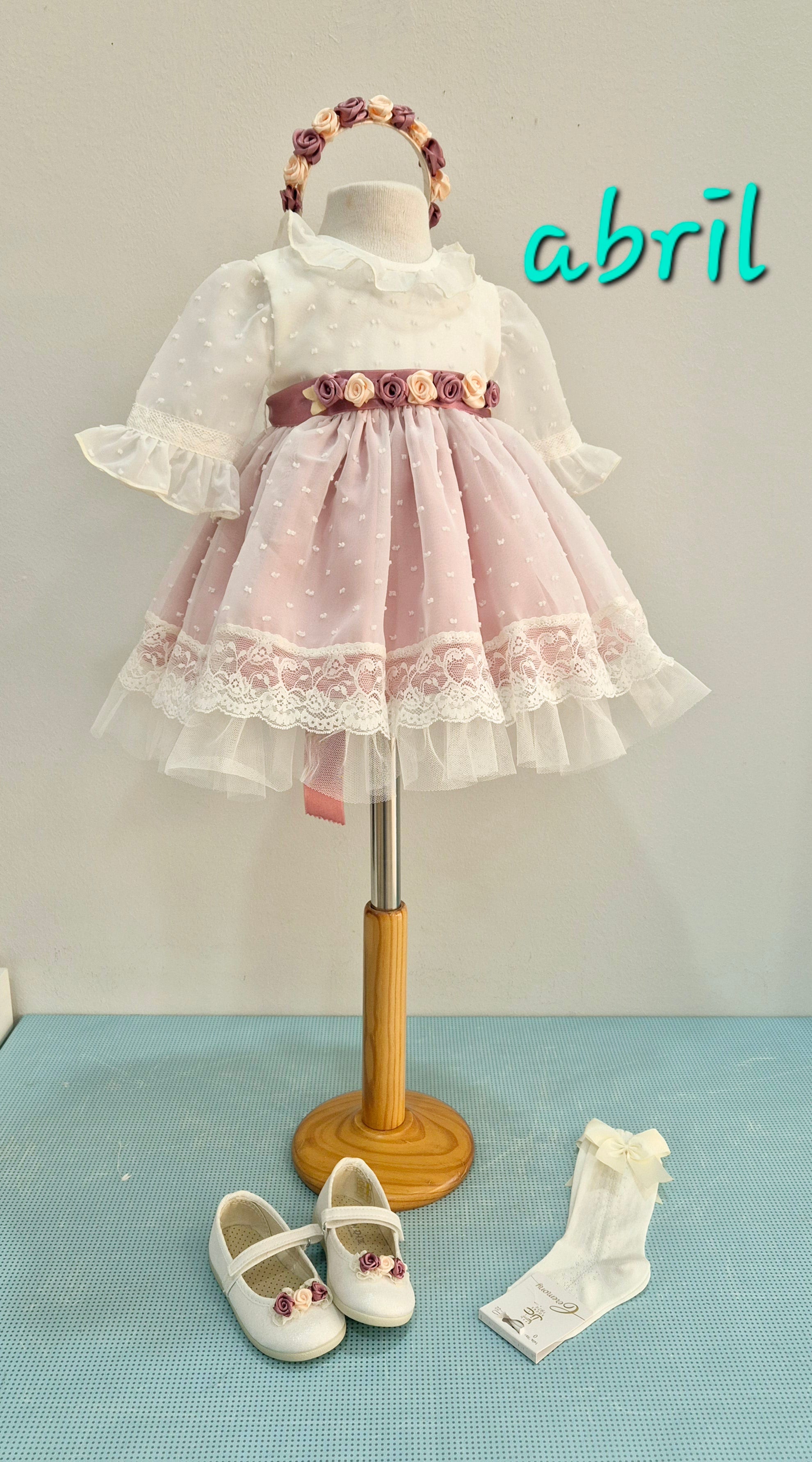 Colección Abril ceremonia