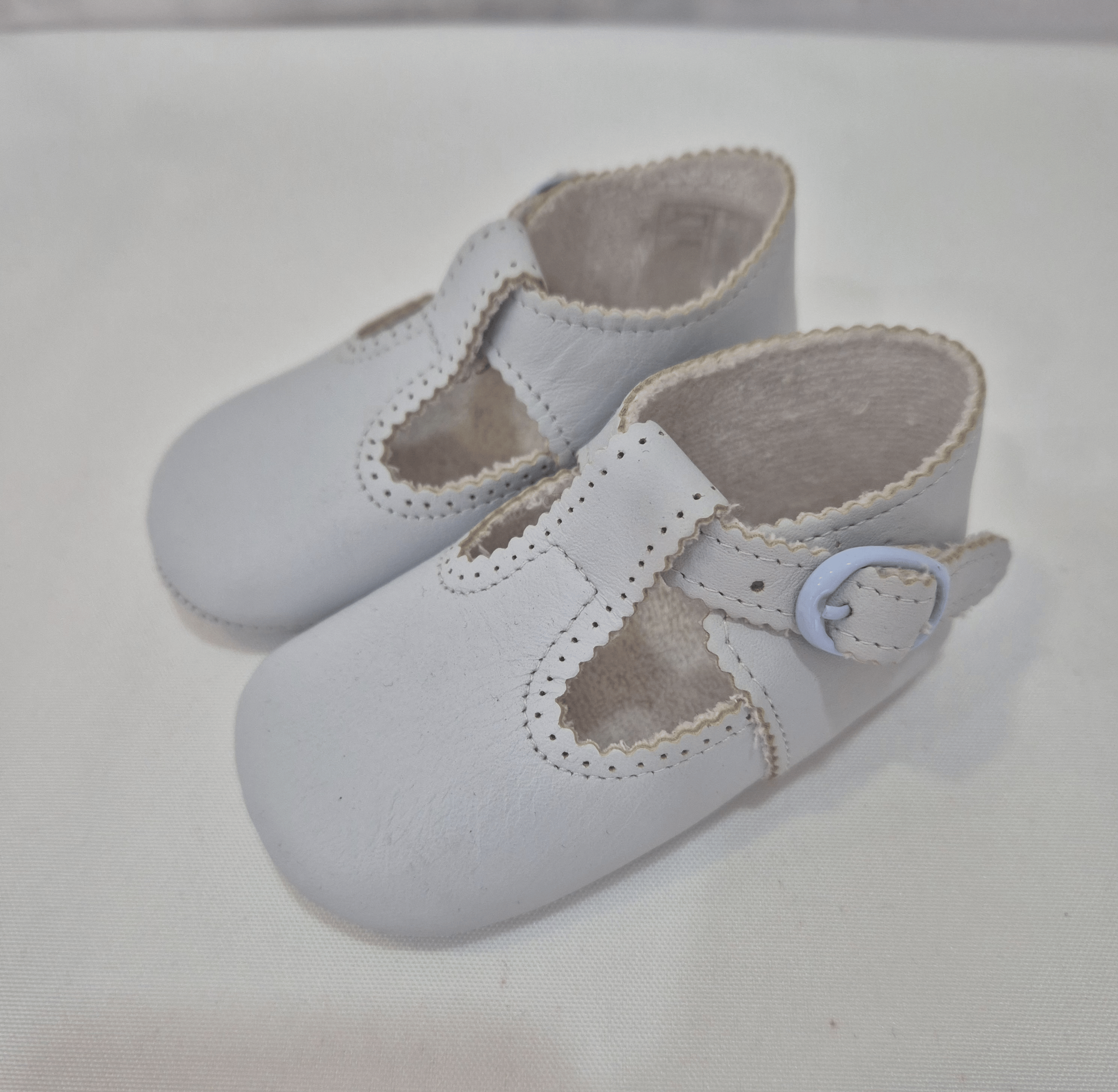 Zapato sin suela orejitas