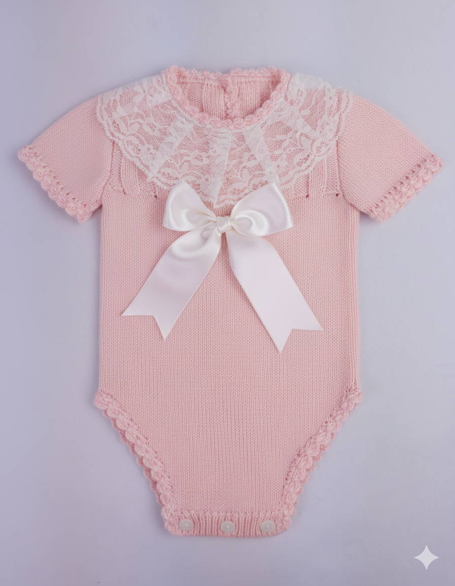 PELELE ENCAJE CUELLO HILO