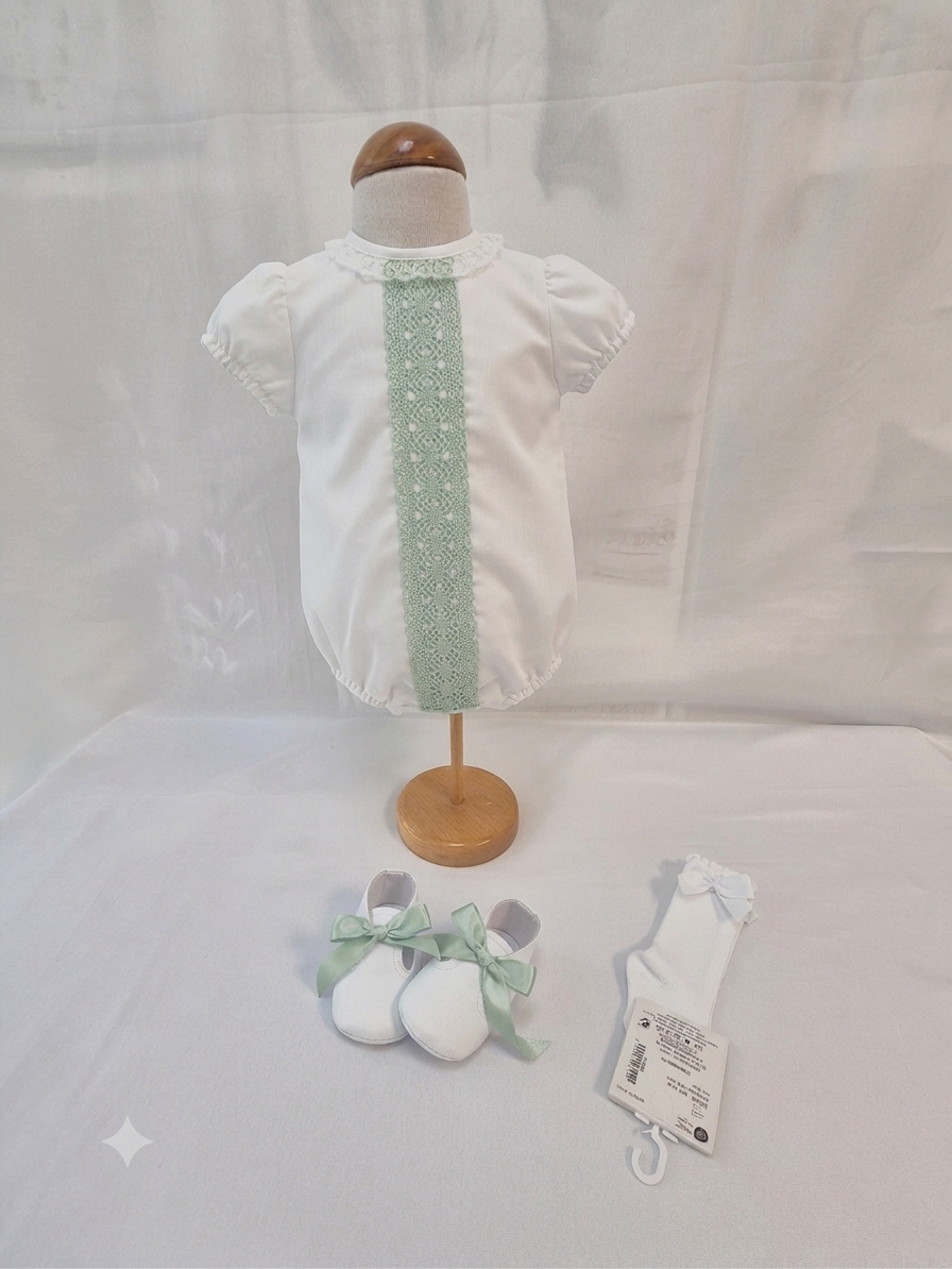 PELELE PLUMETY DULCE BLANCO MANGAS CORTAS BAUTIZO