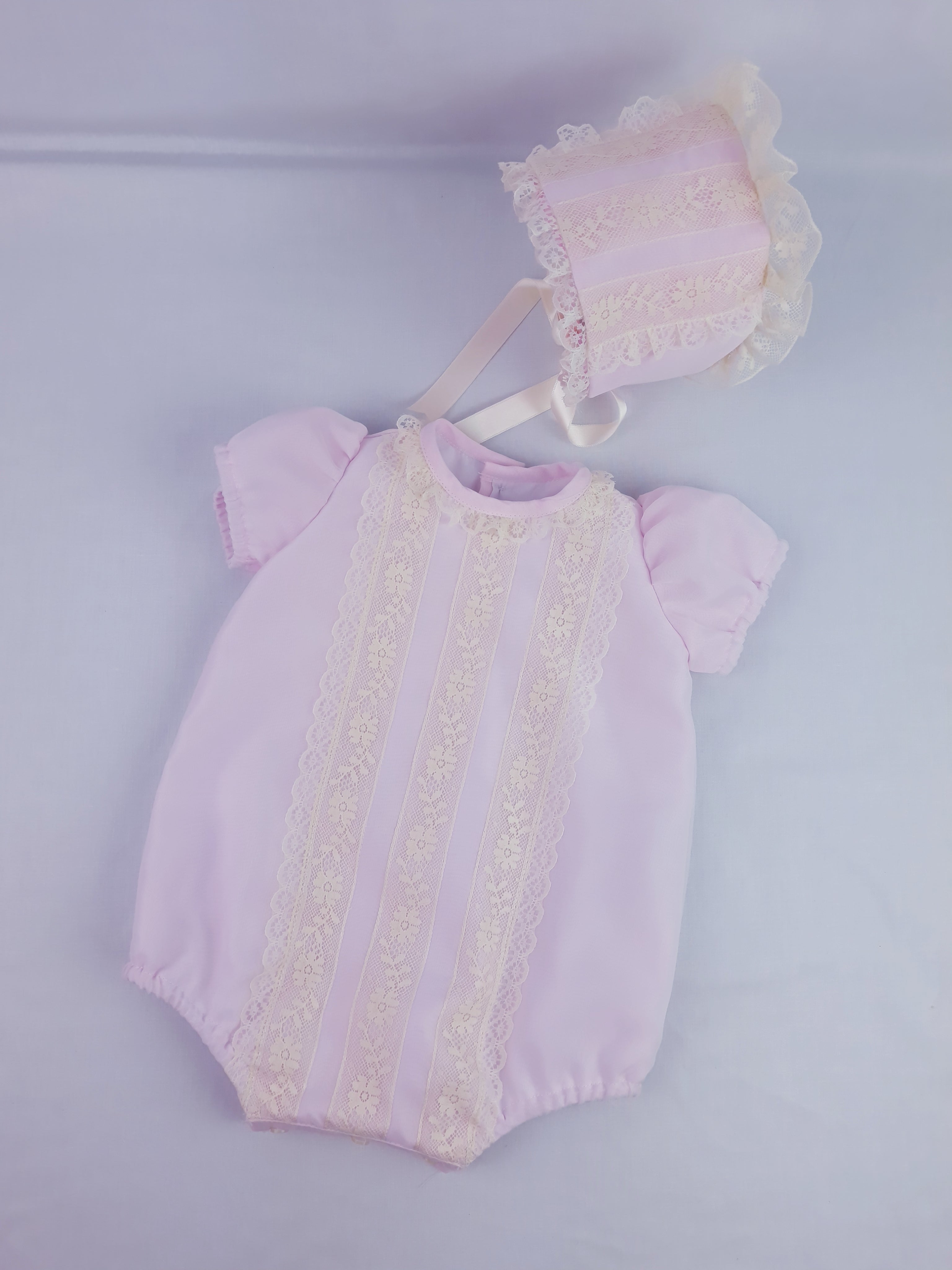 OUTLET PELELE MAS CAPOTA BAUTIZO