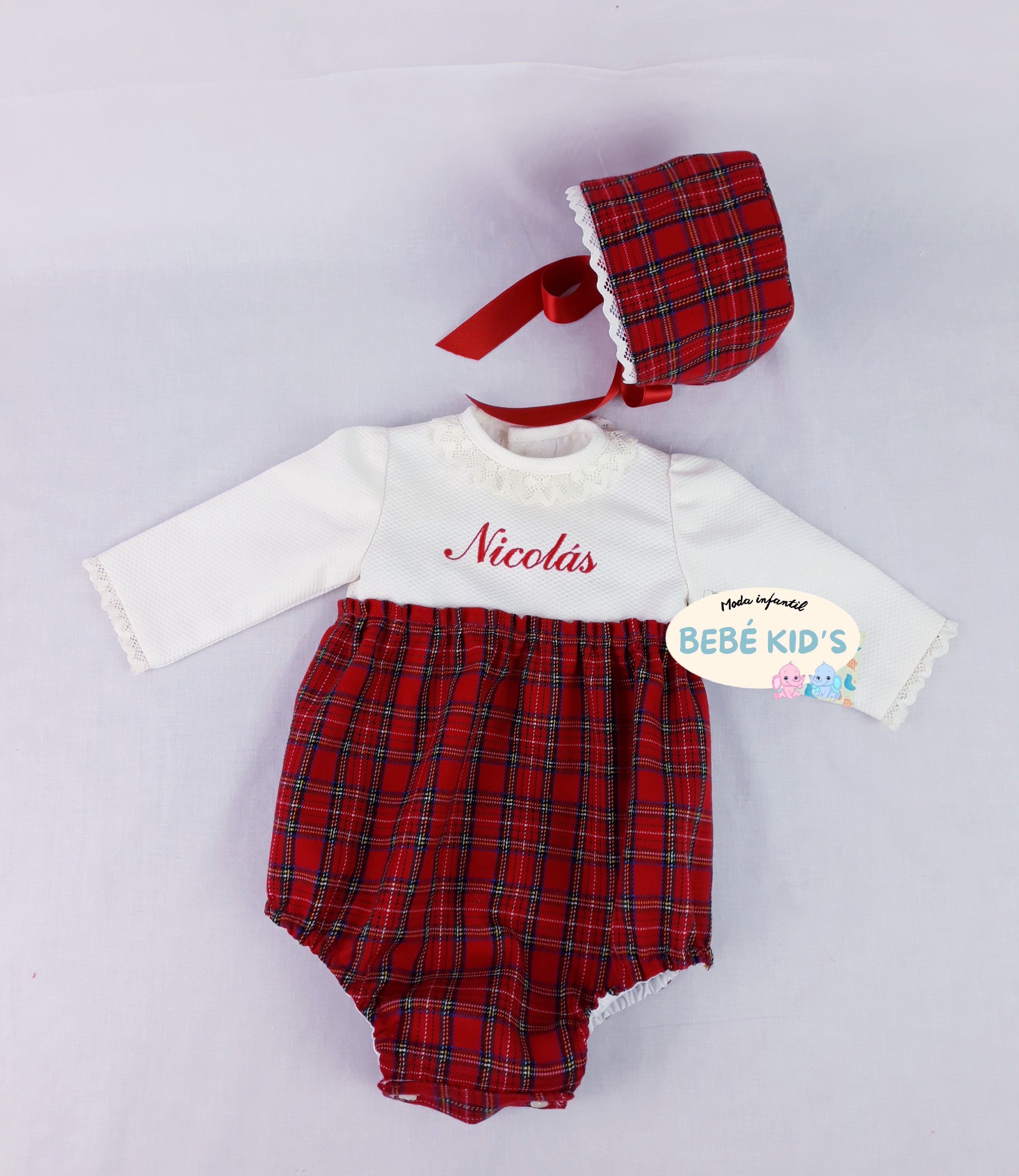 Pelele  mas capota navidad lidia bordado