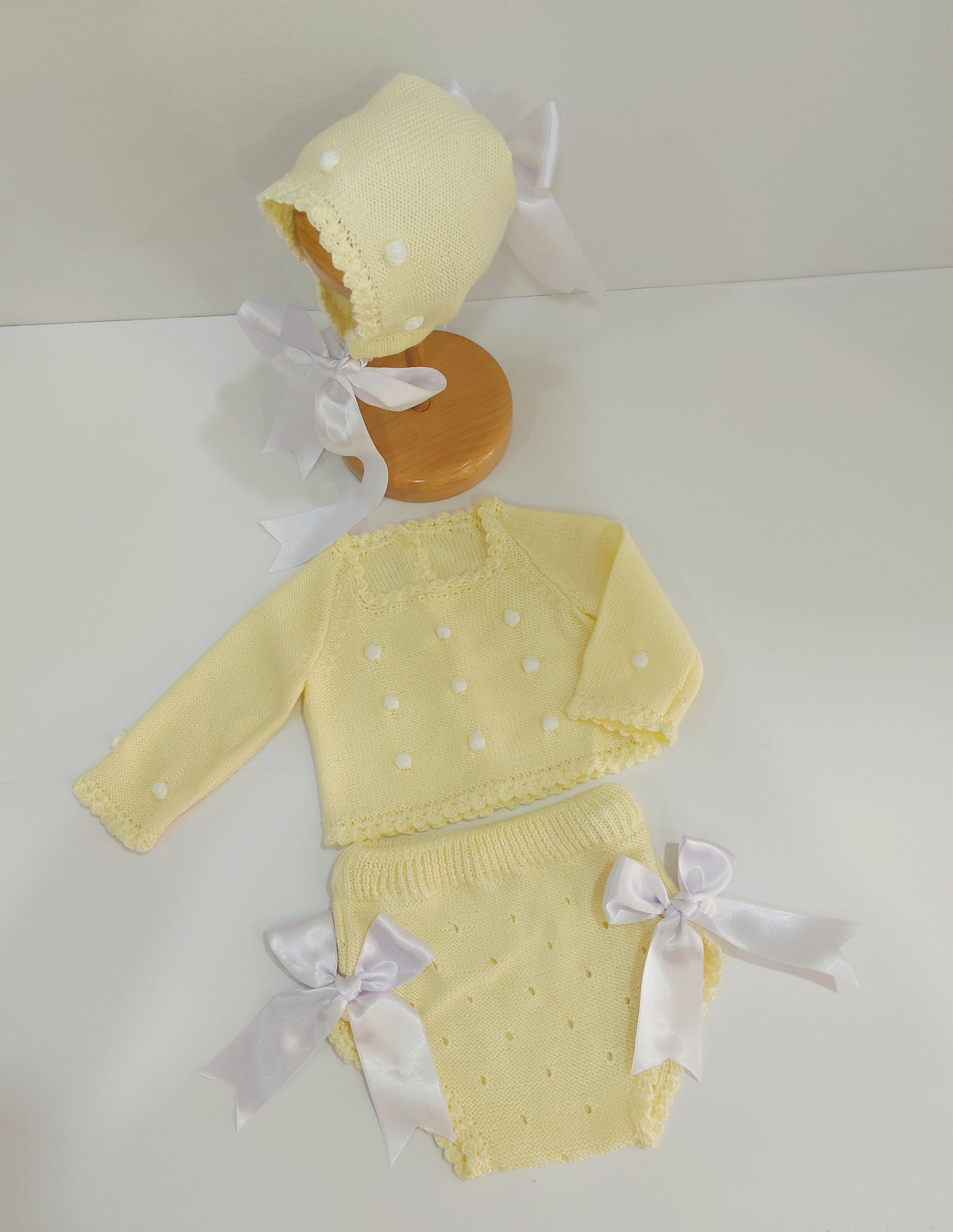 PELELE DOS PIEZAS MAS CAPOTA HILO