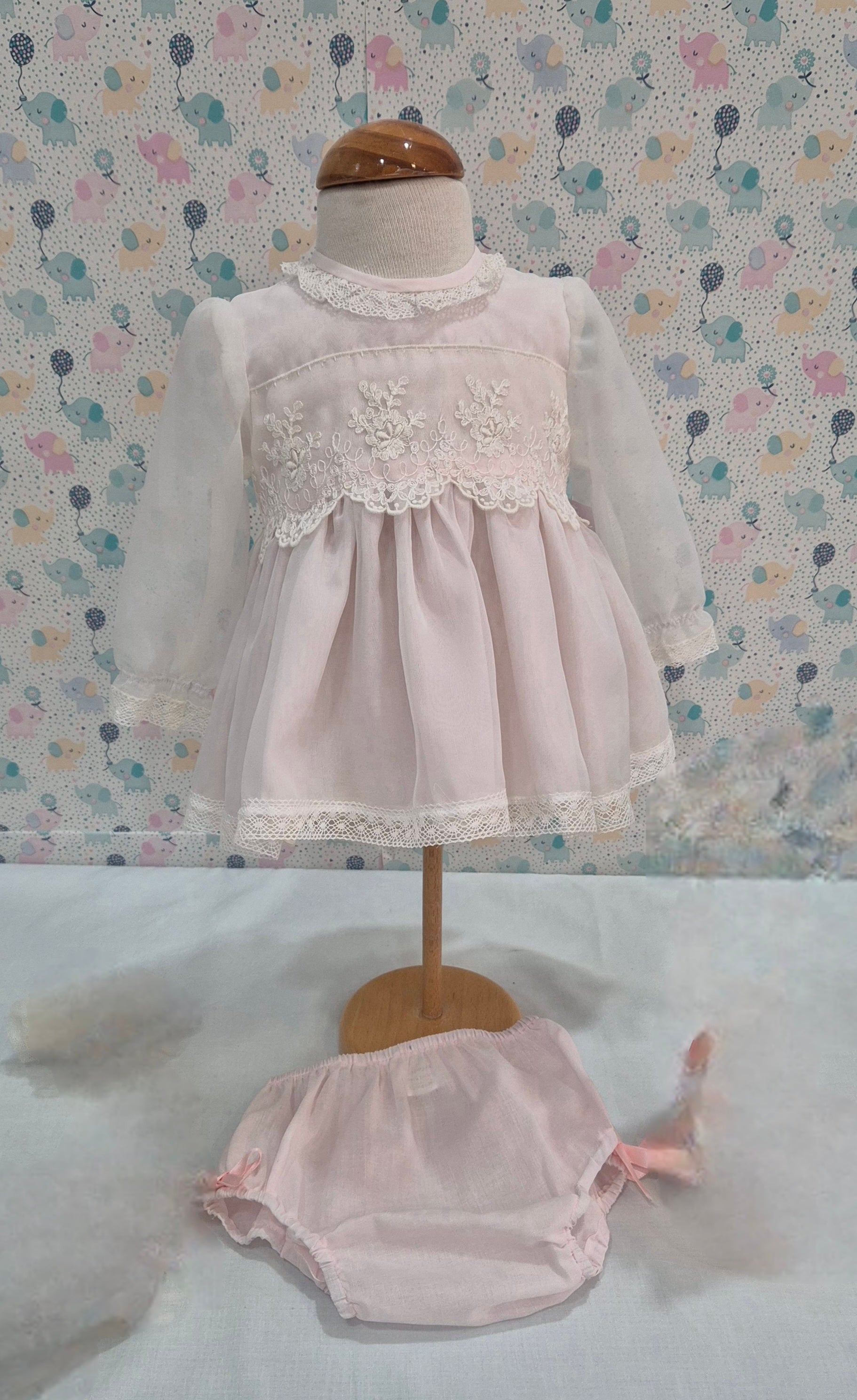 OUTLET JESUSITO MAS BRAGUITA