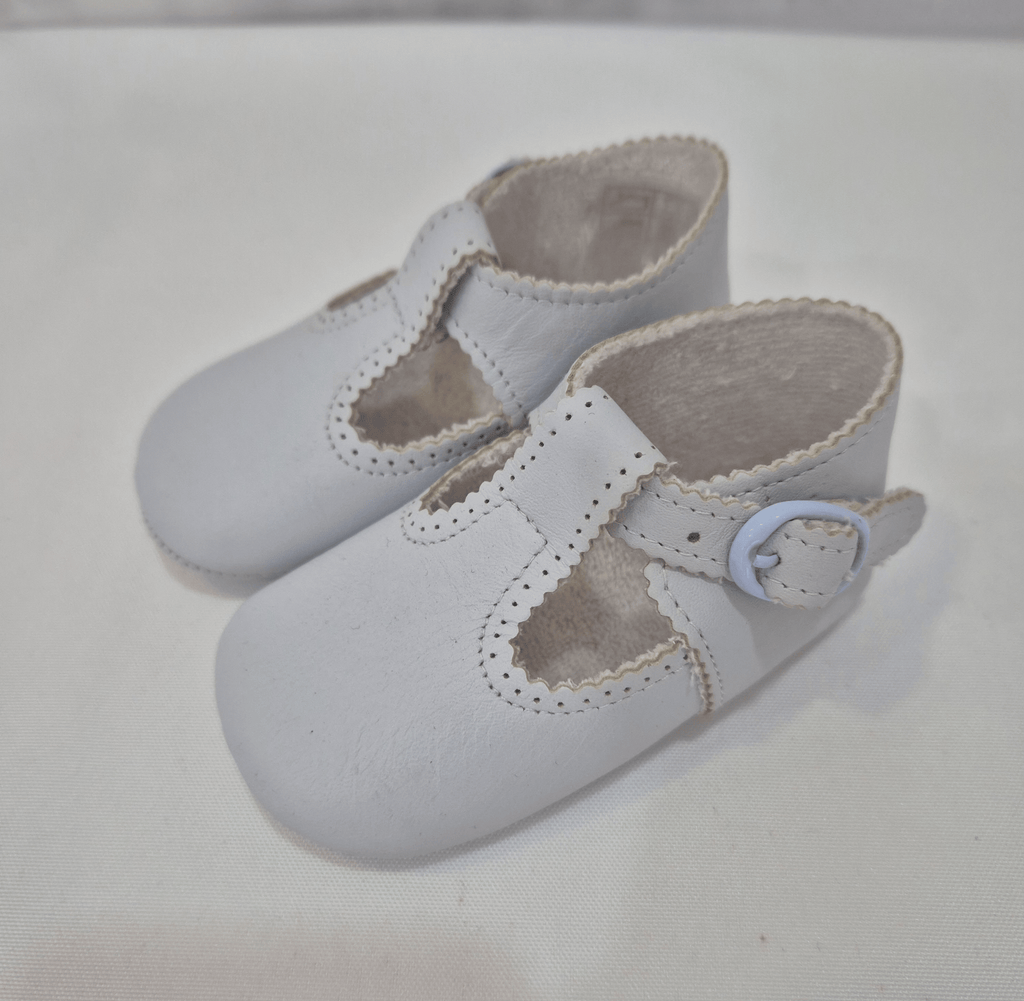 Zapato sin suela orejitas