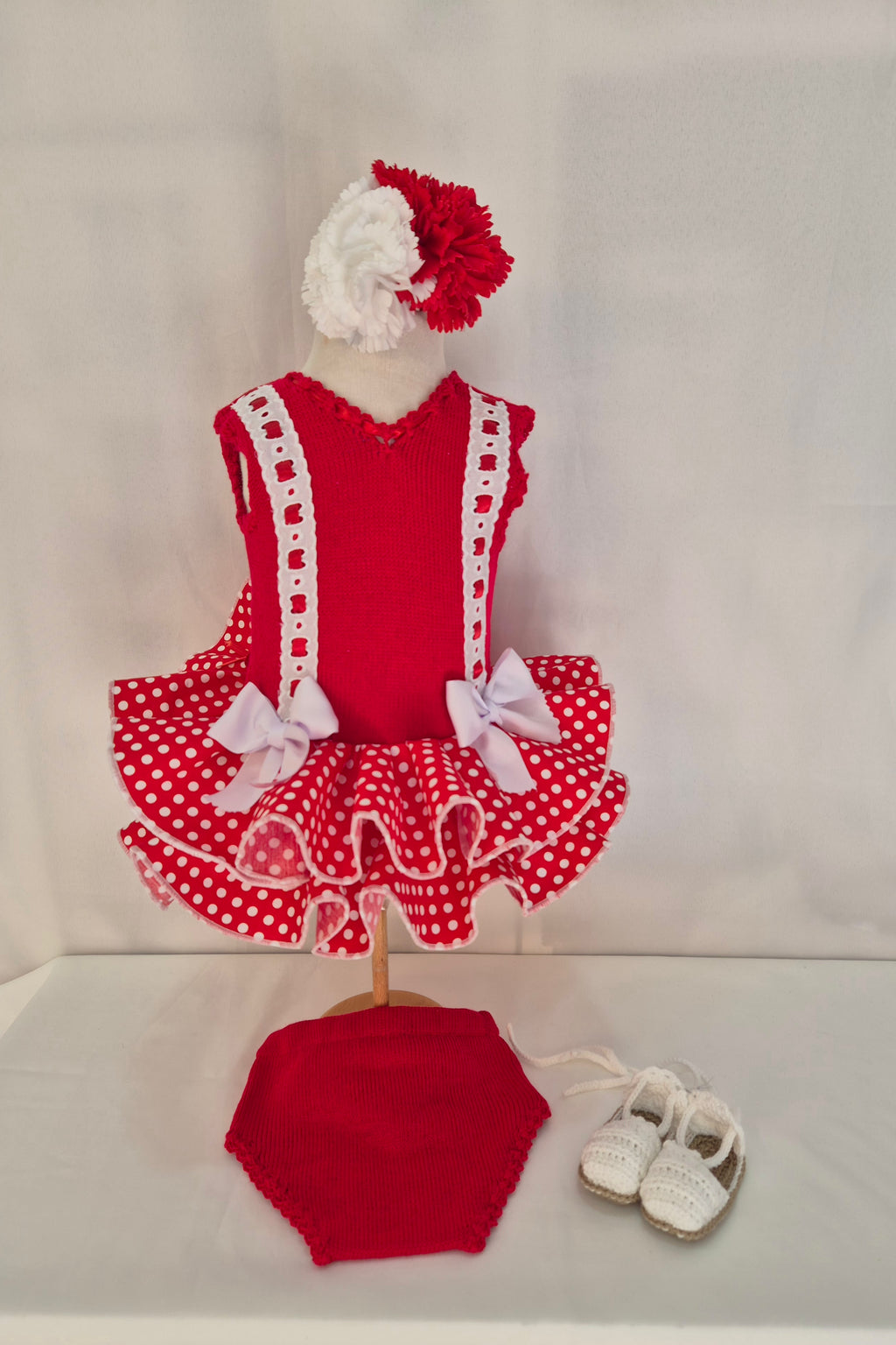 VESTIDO MAS BRAGUITA FLAMENCA HILO BEBÉ SIN MANGAS