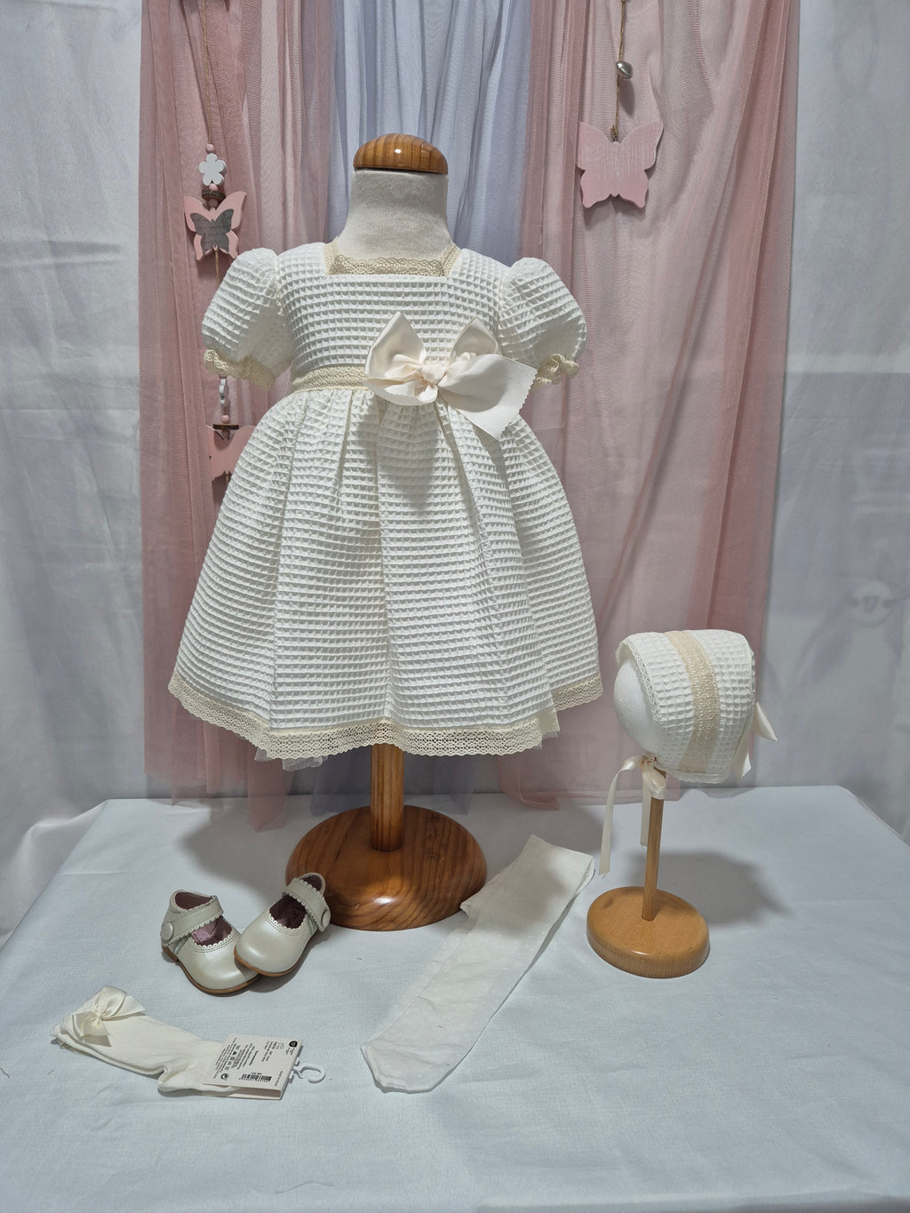 VESTIDO GOFRE MANGAS CORTAS CEREMONIA