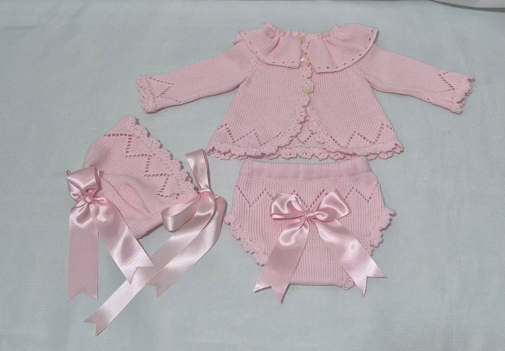 Jesusito lana, capota y braguita a juego