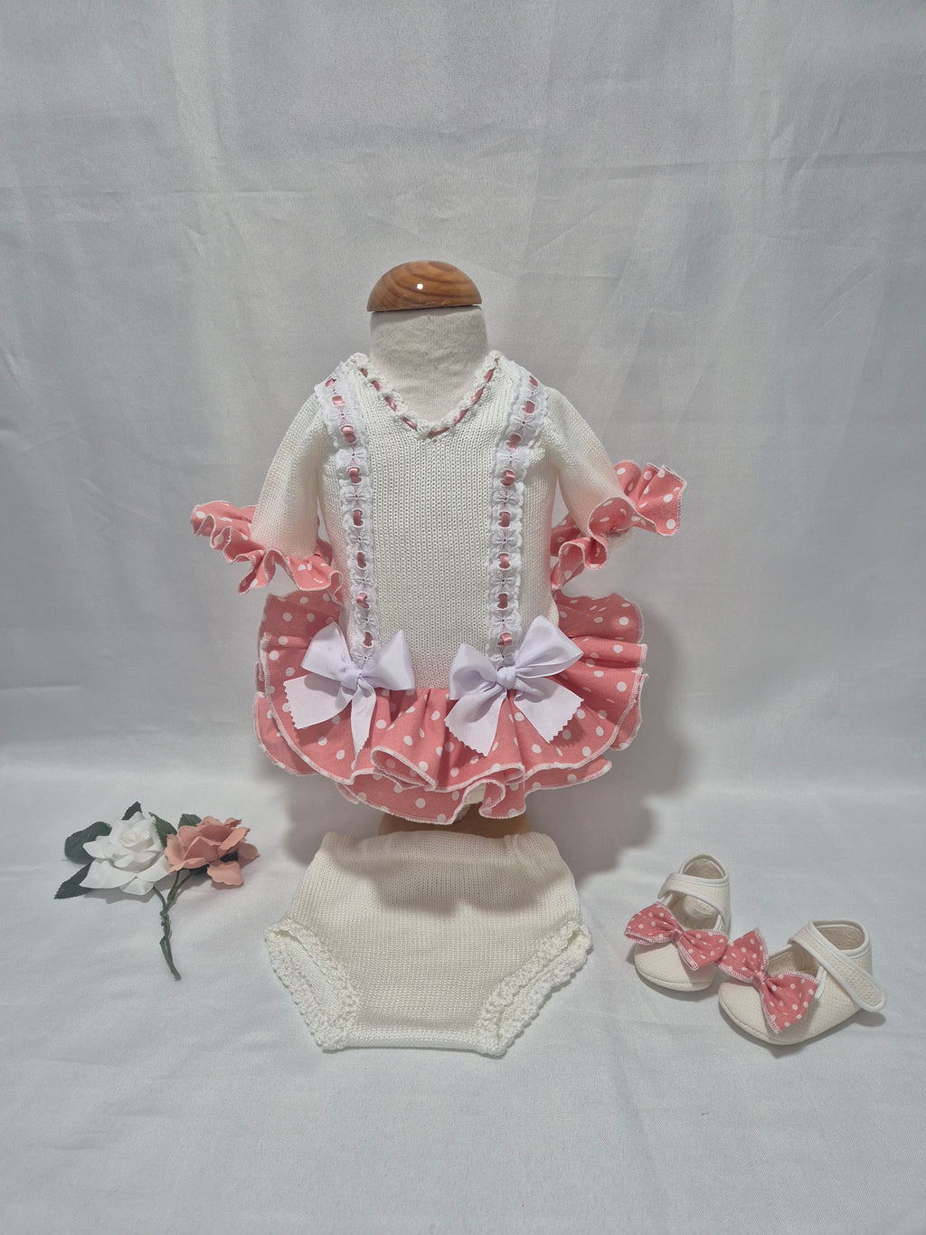 VESTIDO MAS BRAGUITA FLAMENCA HILO MEDIA MANGA