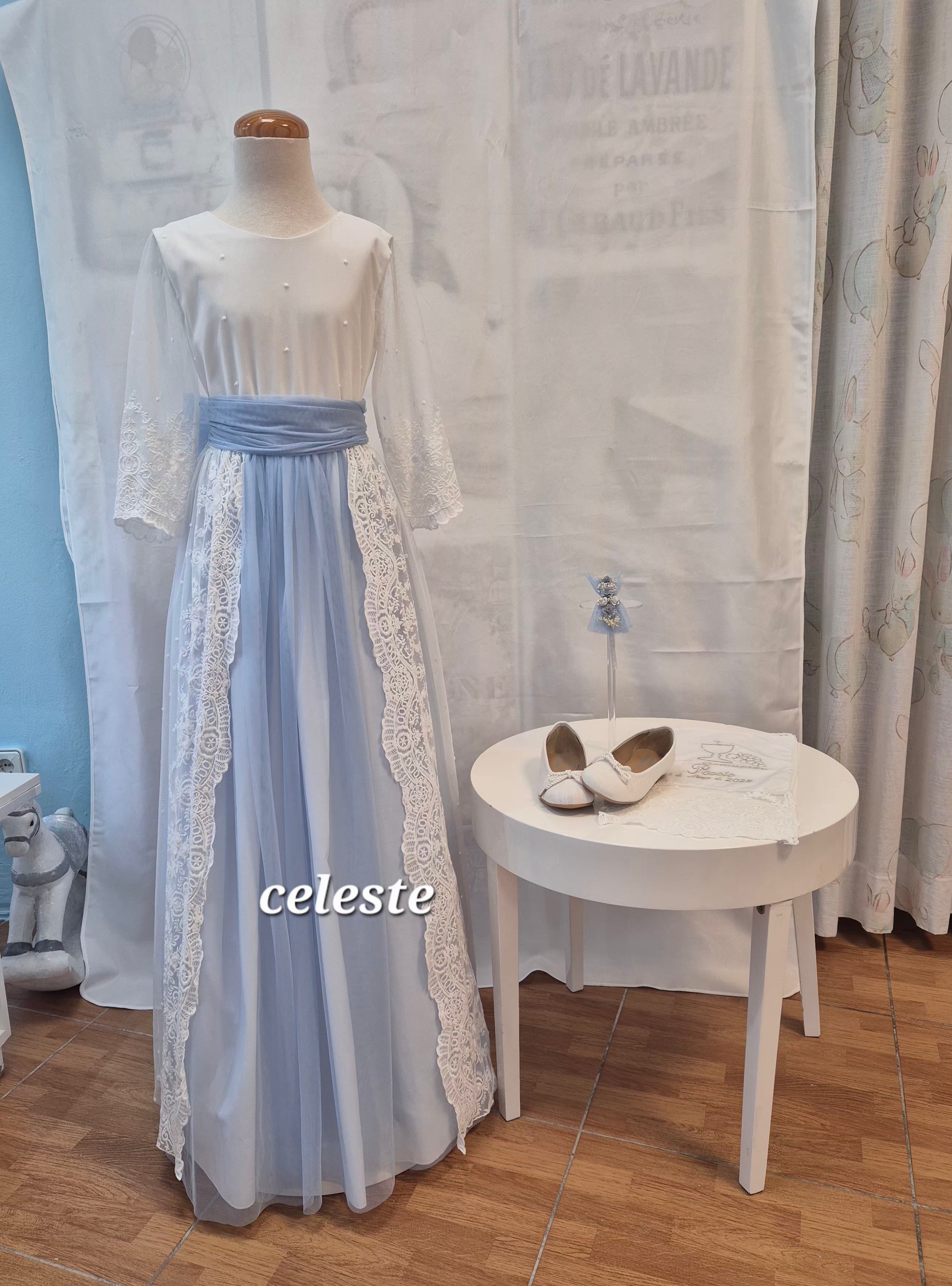 VESTIDO COMUNIÓN CELESTE OUTLET