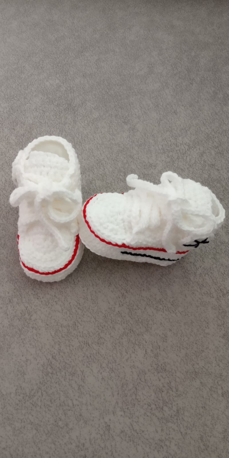 CONVERS DE HILO BEBÉ